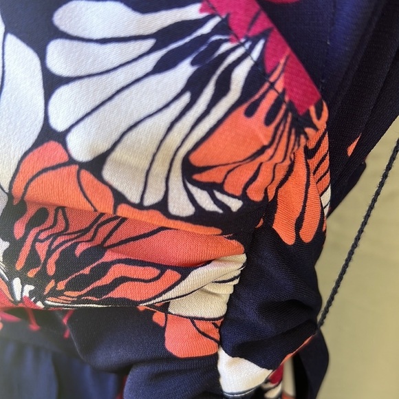 Donna Morgan Floral Faux Wrap Navy Dress. “Slinky” Knit. Waist Tie sz20W - Picture 6 of 10